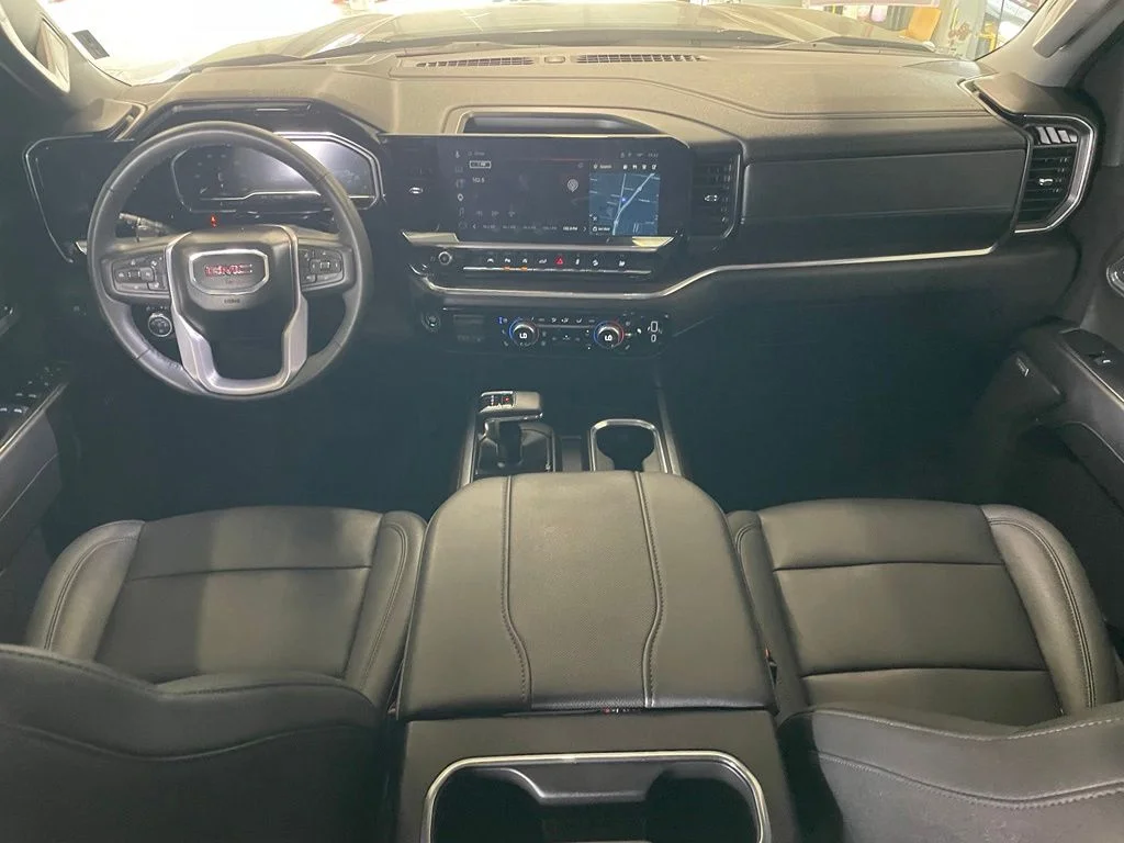 Used 2024 Black GMC SLT image 11