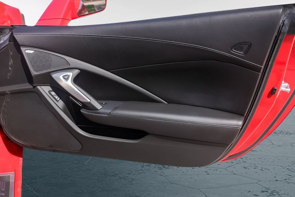 Used 2016 TORCH RED Chevrolet Z06 1LZ image 25