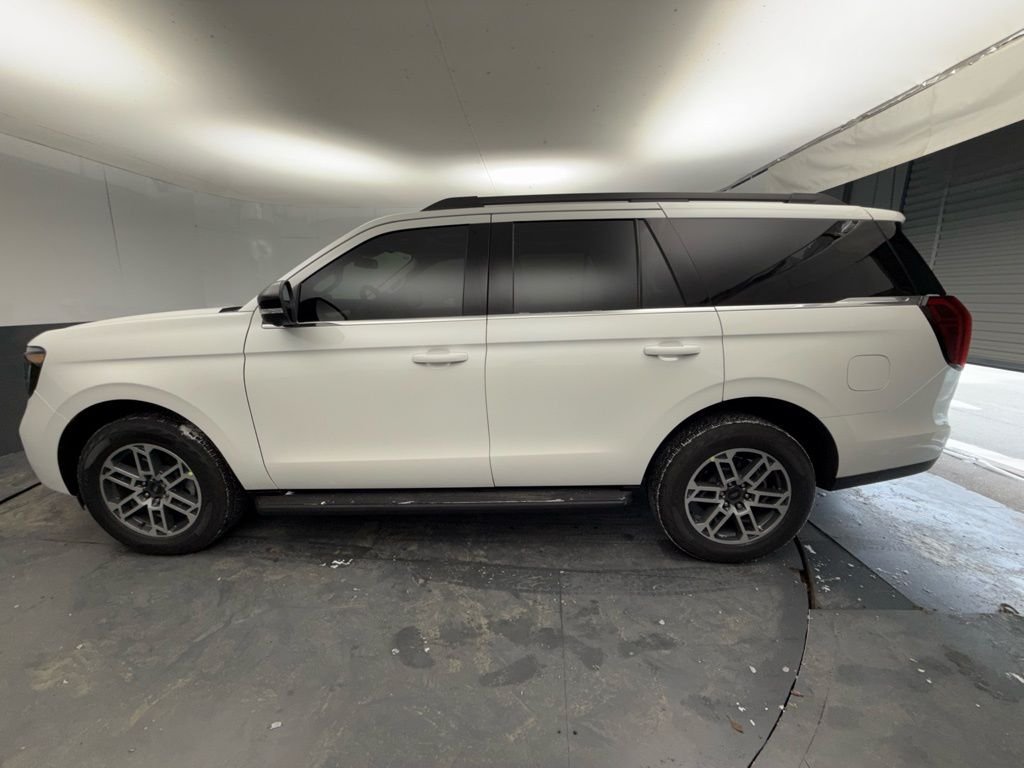 New 2026 Star White Metallic Tri-Coat Ford Active image 10