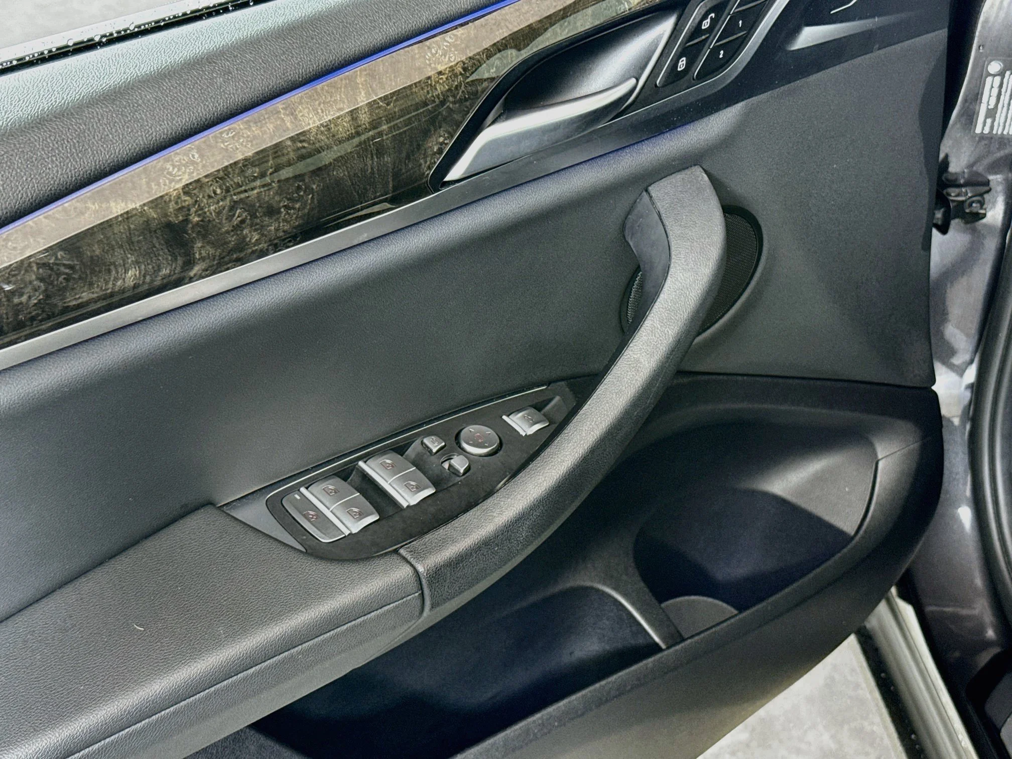 Used 2020 Dark Graphite Metallic BMW xDrive30i image 20
