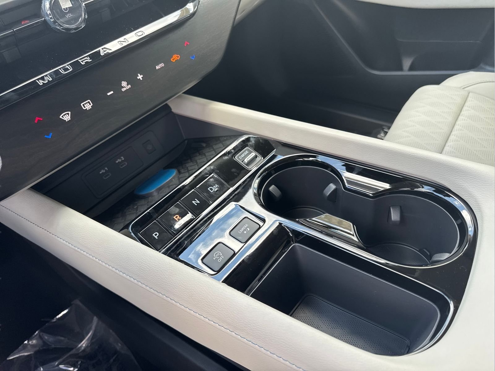 New 2026 Black Nissan Platinum image 31