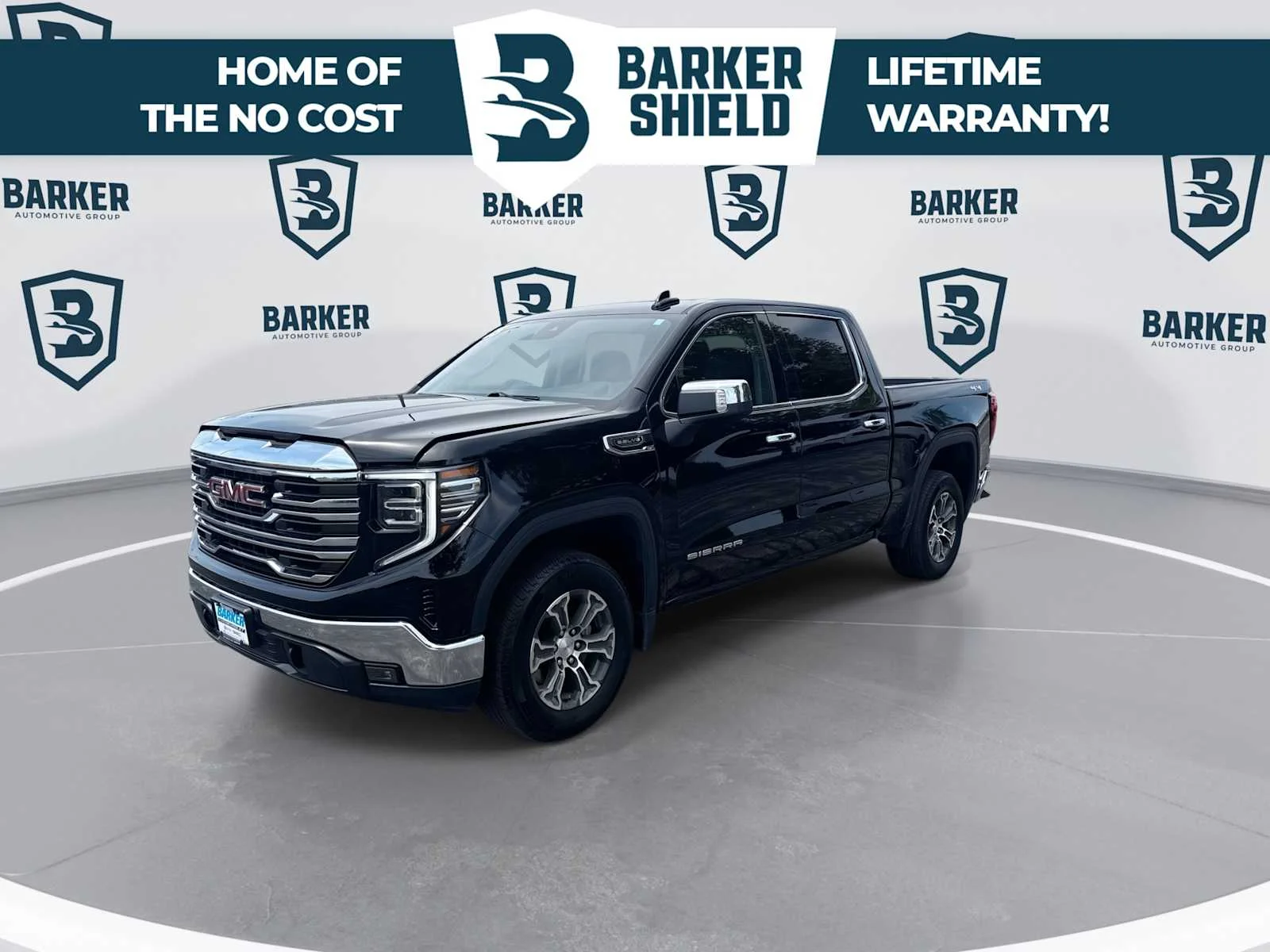 Used 2025 Onyx Black GMC SLT image 5