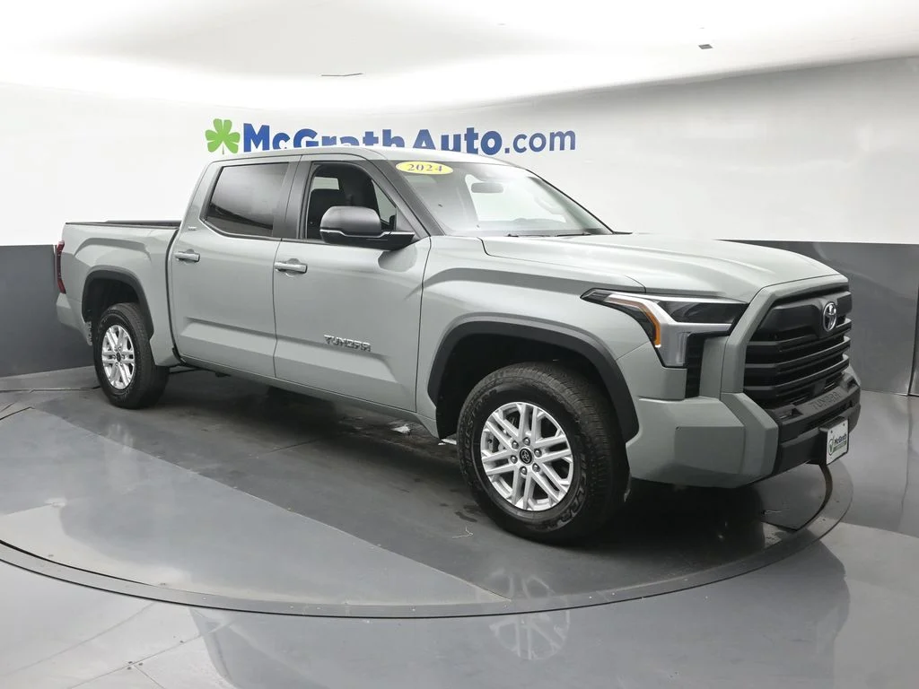 Certified Used 2024  Toyota SR5 image 2