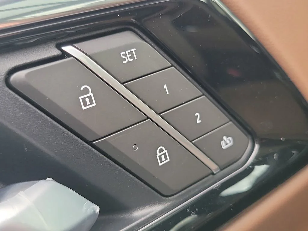 2026 Chevrolet Suburban High Country - Photo 26