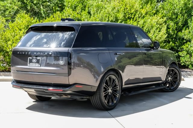 Used 2022 Gray Land Rover First Edition image 11