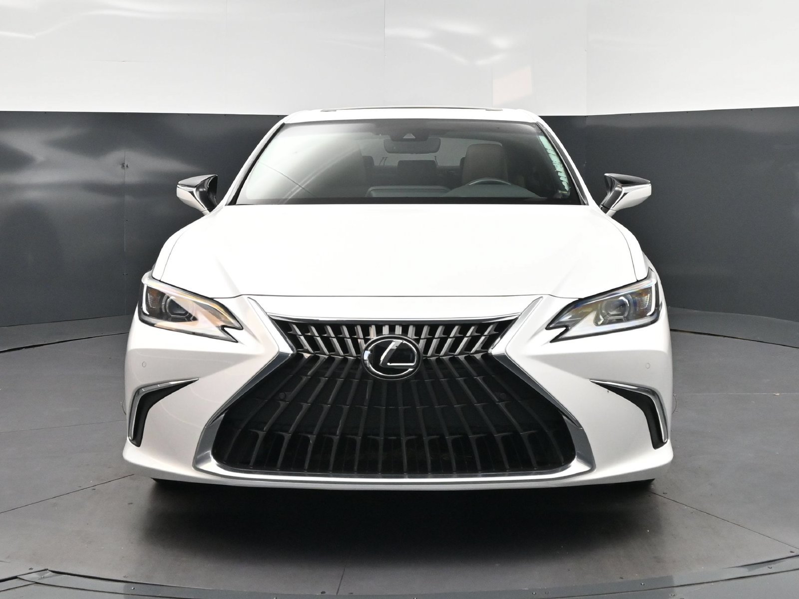 Certified Used 2024 White Lexus 350 image 10