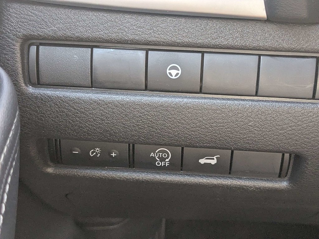 2025 Nissan Rogue SV - Photo 27