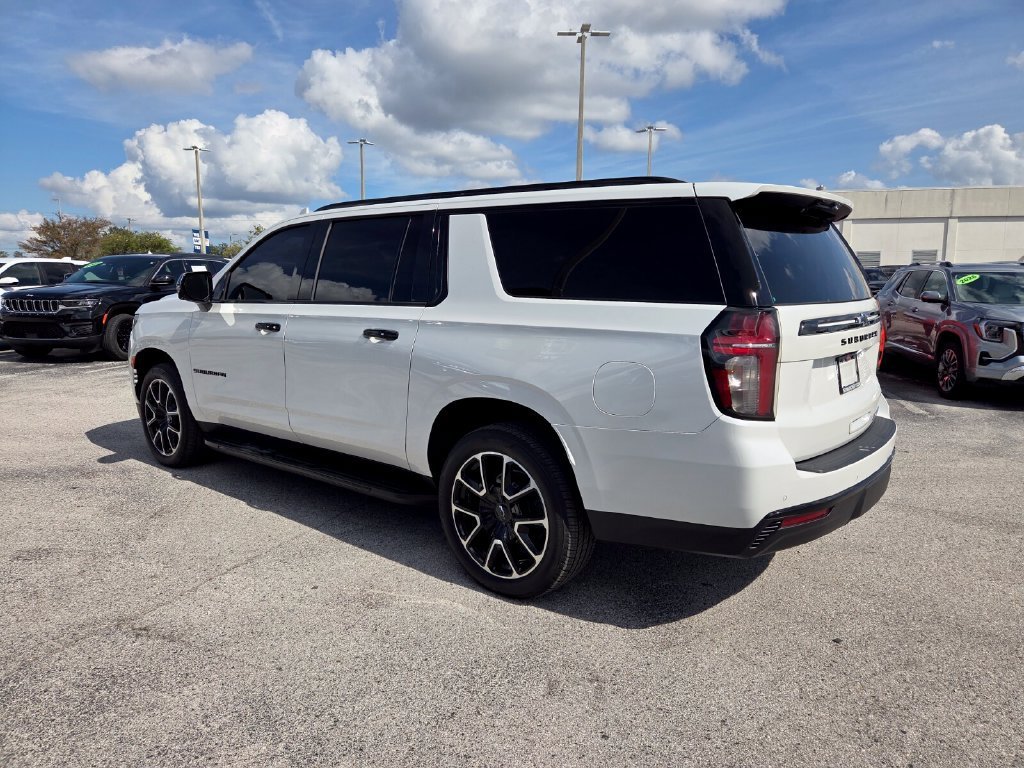 2023 Chevrolet Suburban RST - Photo 13