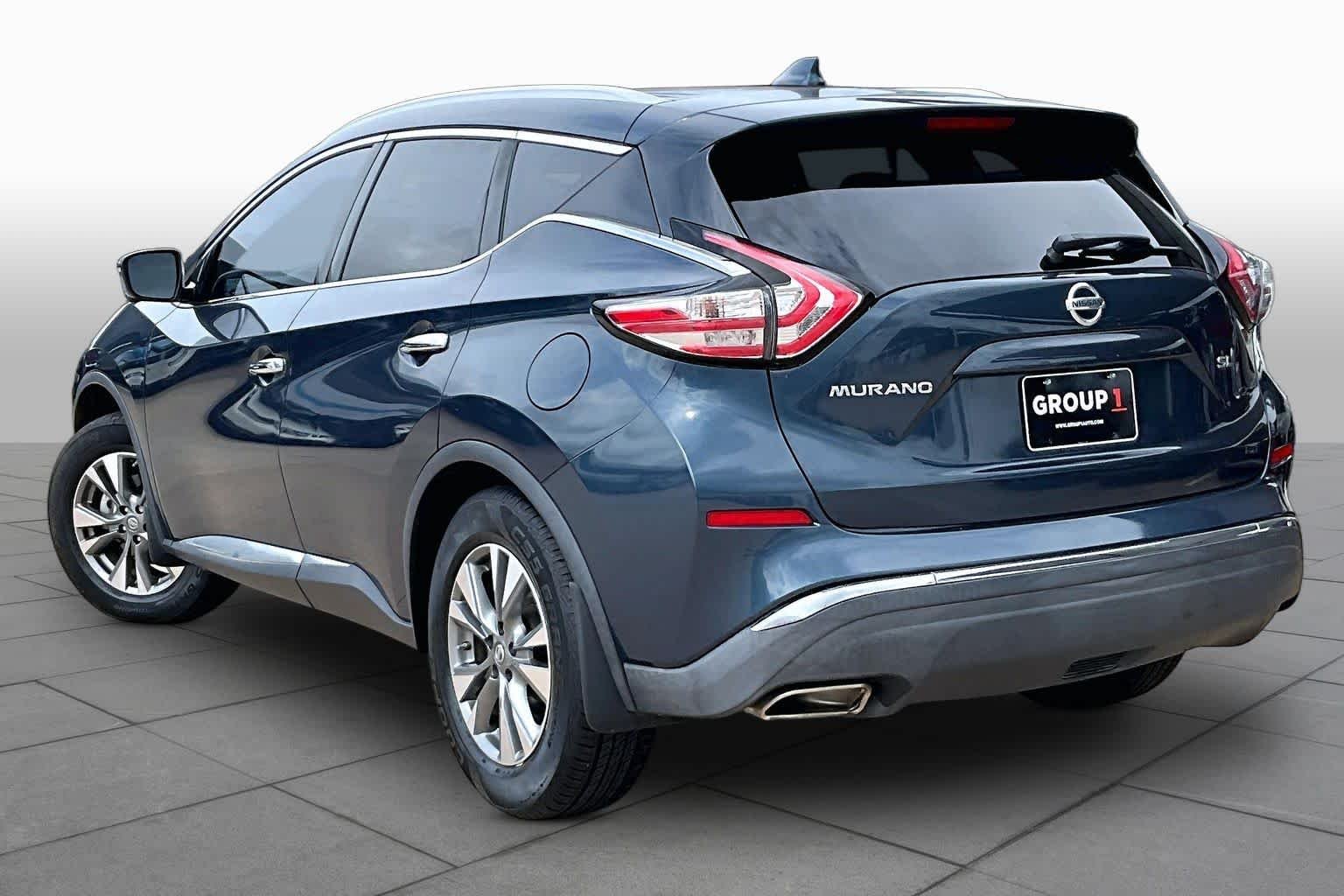 Used 2016 Arctic Blue Metallic Nissan SL image 12