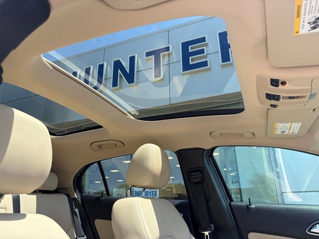 Used 2018 Lunar Blue Metallic Mercedes-Benz GLA 250 image 29