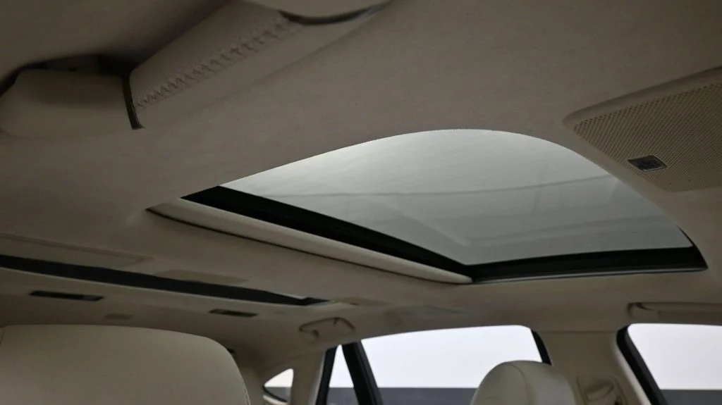 Used 2022 Black Lexus 500 Base image 19