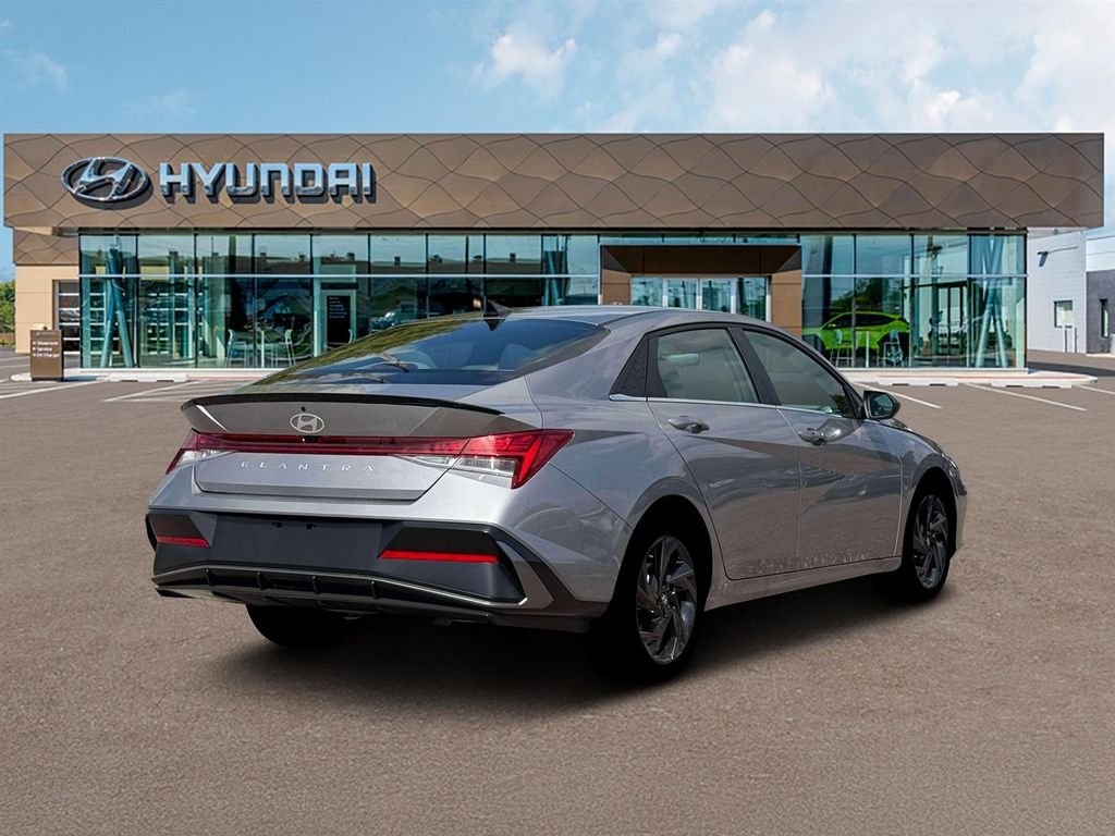 New 2026 Silver Hyundai SEL Sport image 8