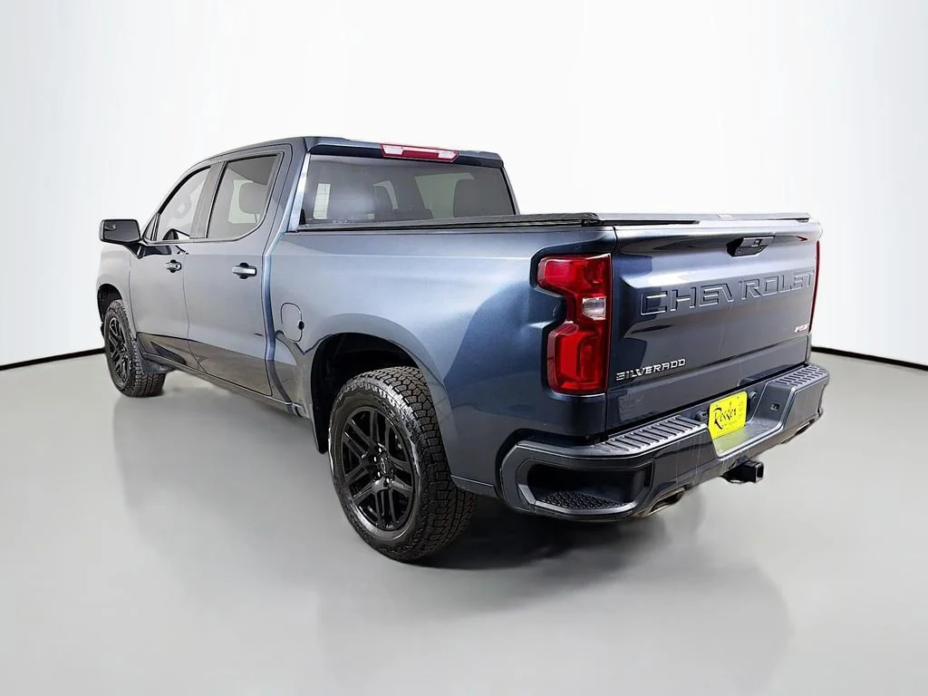 Used 2021 Shadow Gray Metallic Chevrolet RST image 8