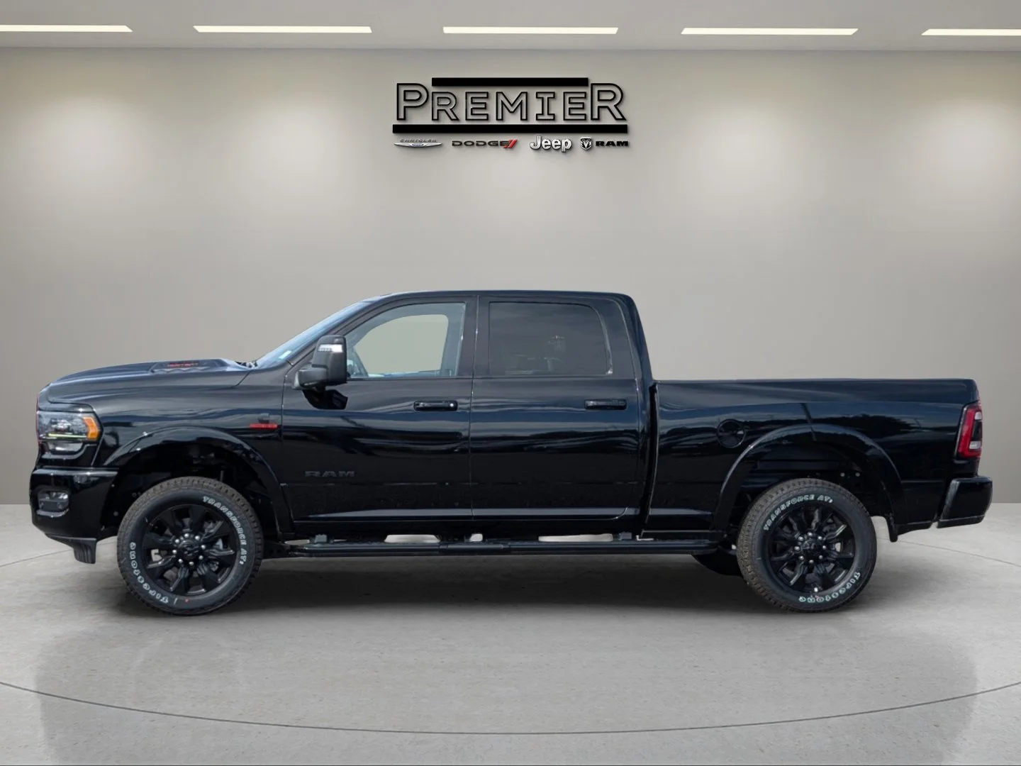2024 RAM 2500 Laramie Limited - Photo 8