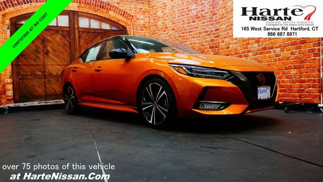 2021 Nissan Sentra SR CVT's photo