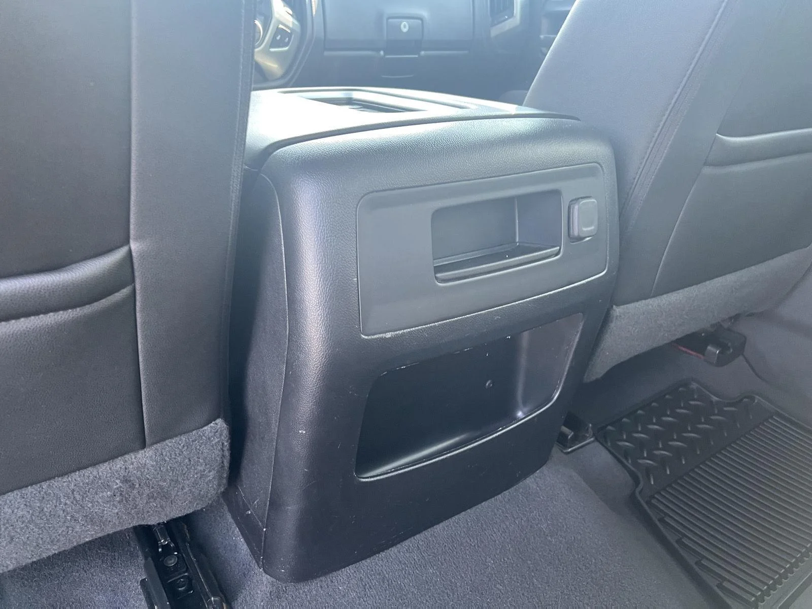 2018 Chevrolet Silverado 1500 LTZ Z71 - Photo 29