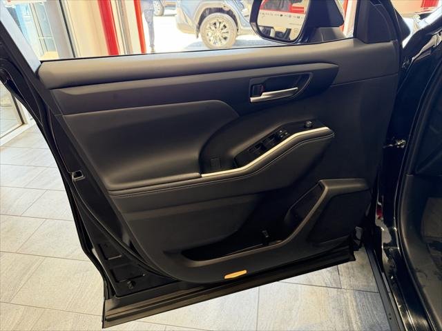Certified Used 2025 ATTITUDE BLACK MC. Toyota  image 29