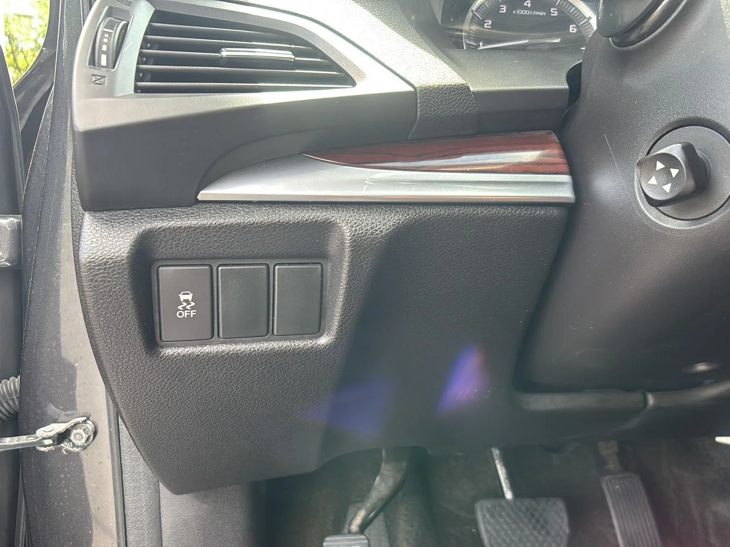 Used 2014 Graphite Luster Metallic Acura BASE image 29