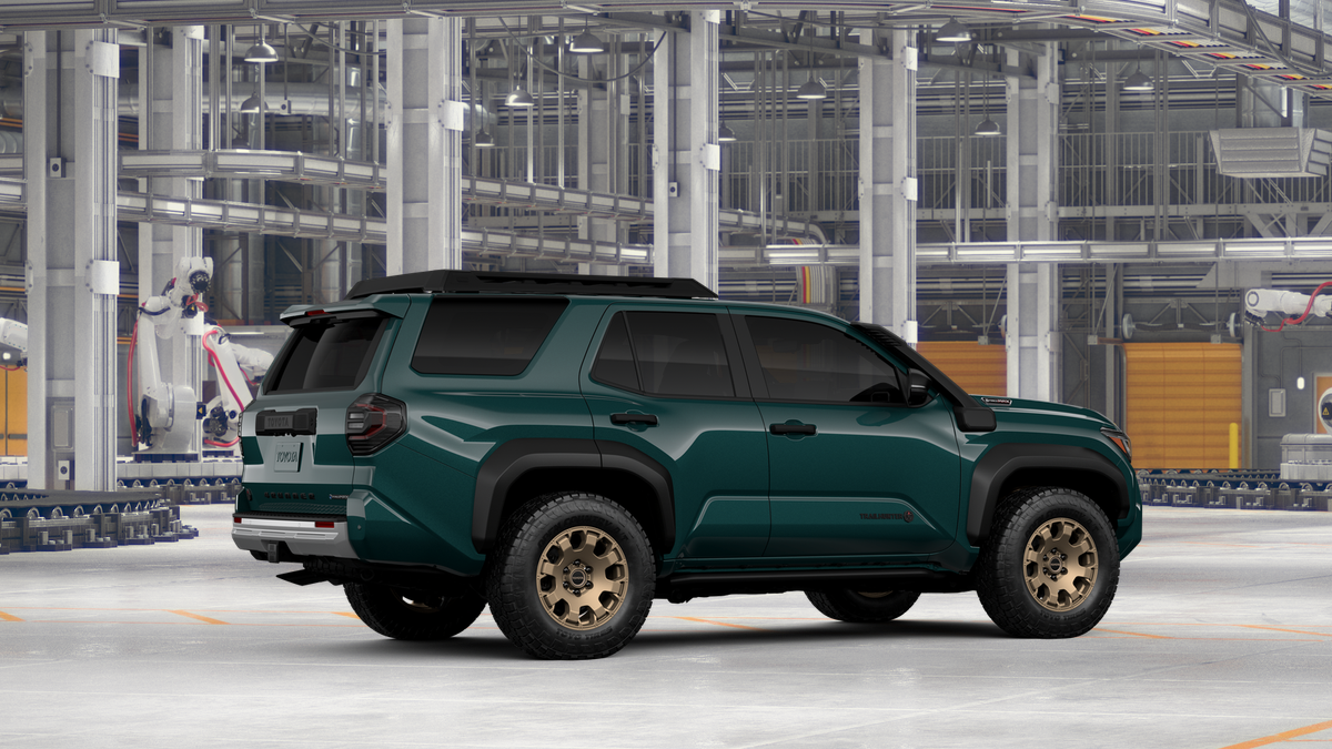 New 2026 Everest Toyota 4Runner Trailhunter image 13