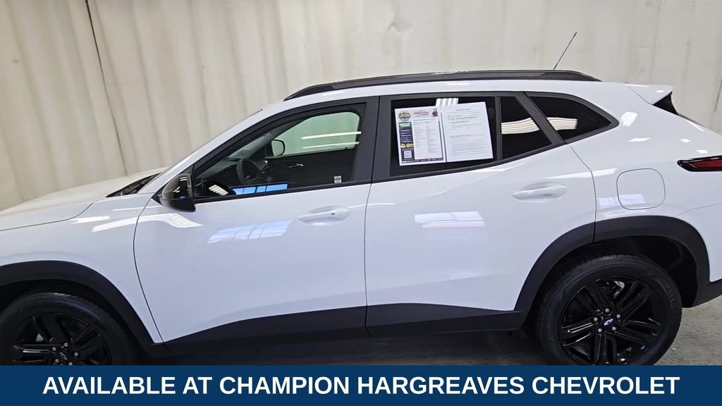 Used 2025 Summit White Chevrolet ACTIV image 6