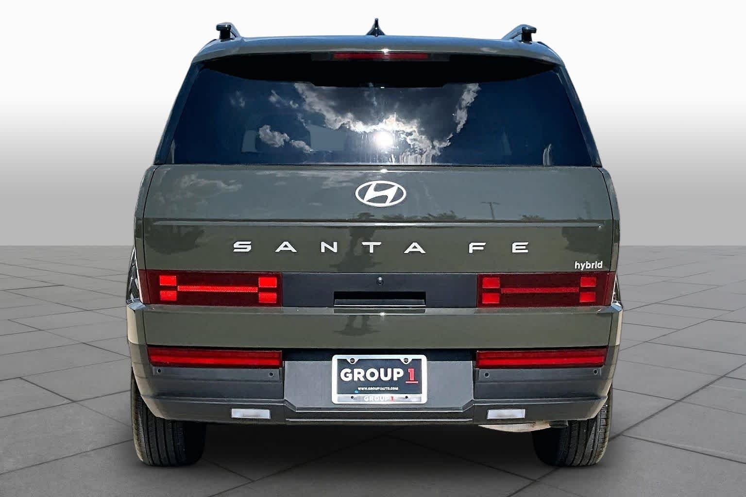 Certified Used 2024 Rockwood Green Hyundai SEL image 5