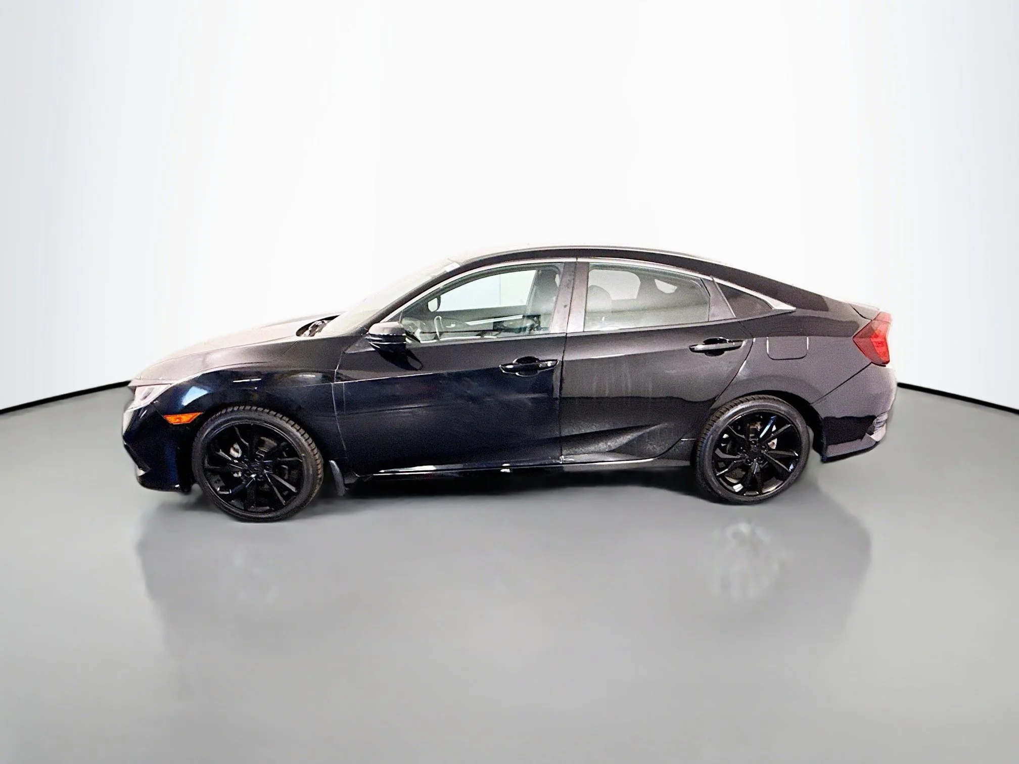 Used 2019 Crystal Black Pearl Honda Sport image 4