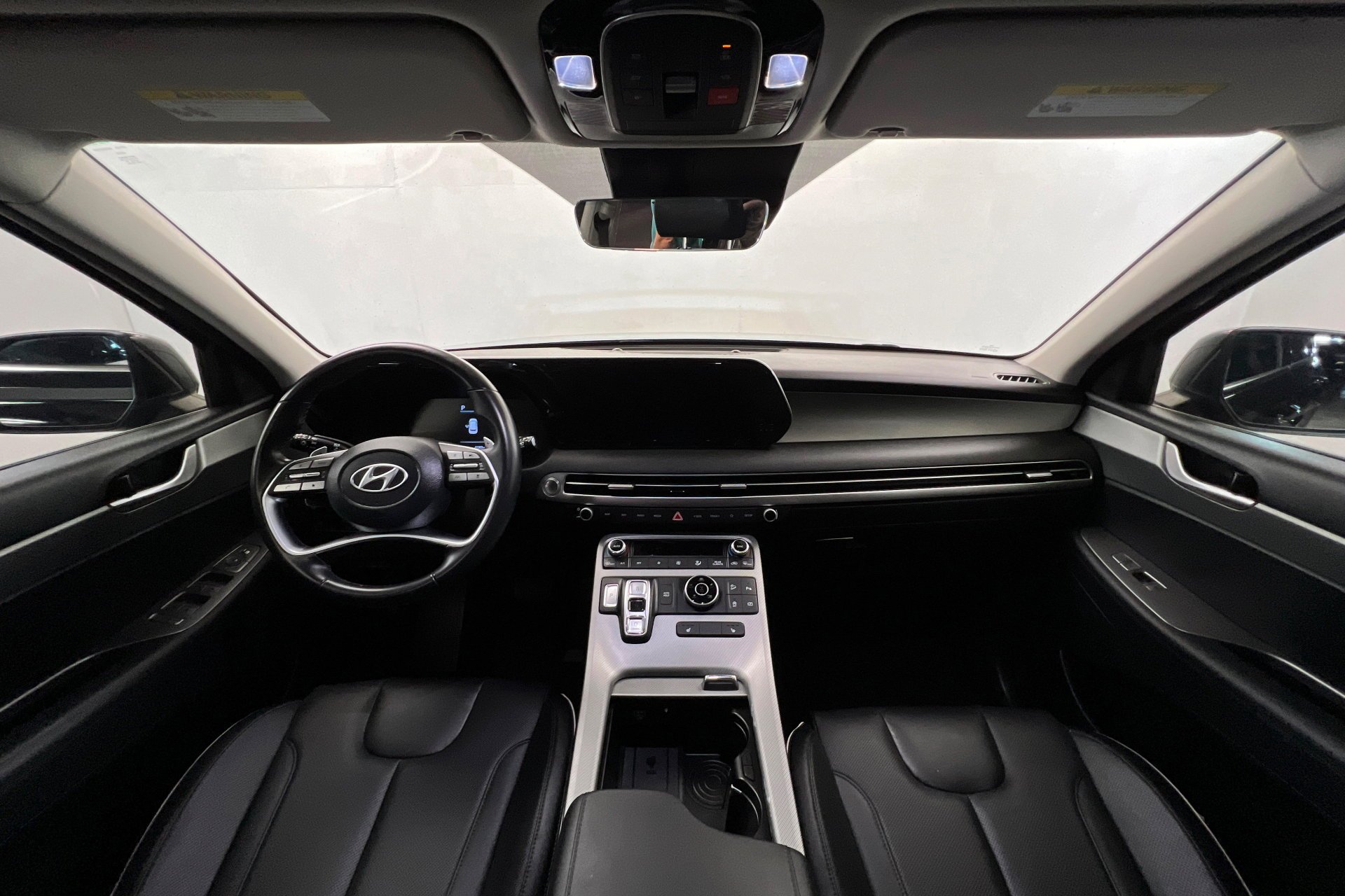 Used 2023 Abyss Black Pearl Hyundai XRT image 10