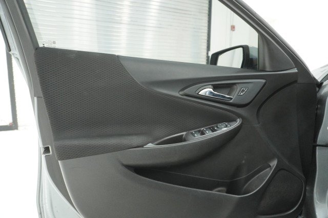 Used 2023  Chevrolet LT image 13