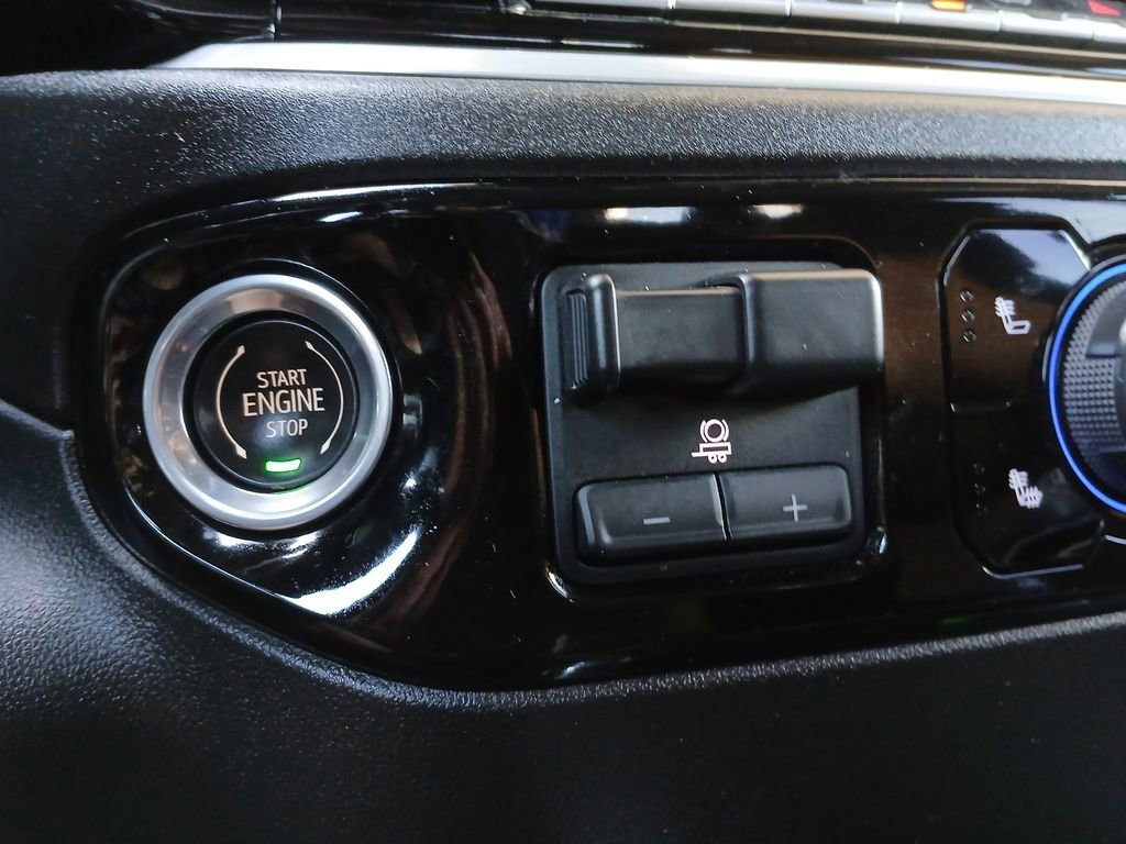 2025 Chevrolet Silverado 2500HD LT - Photo 17