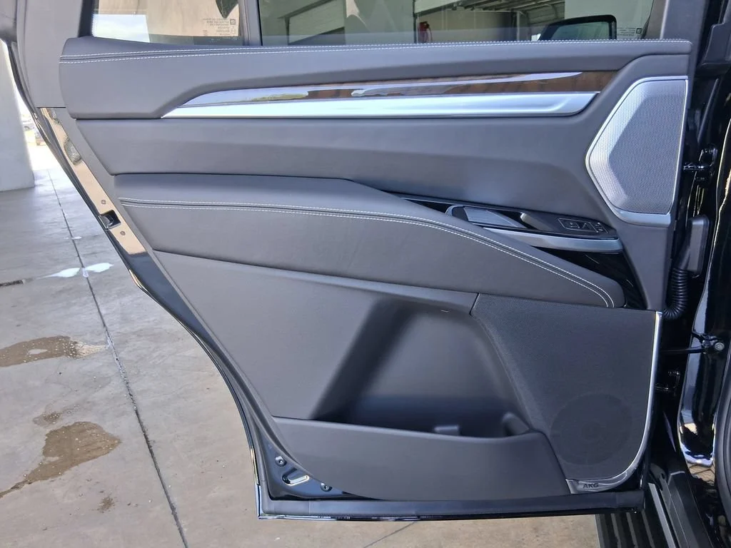 2026 Cadillac Escalade Platinum Sport - Photo 22