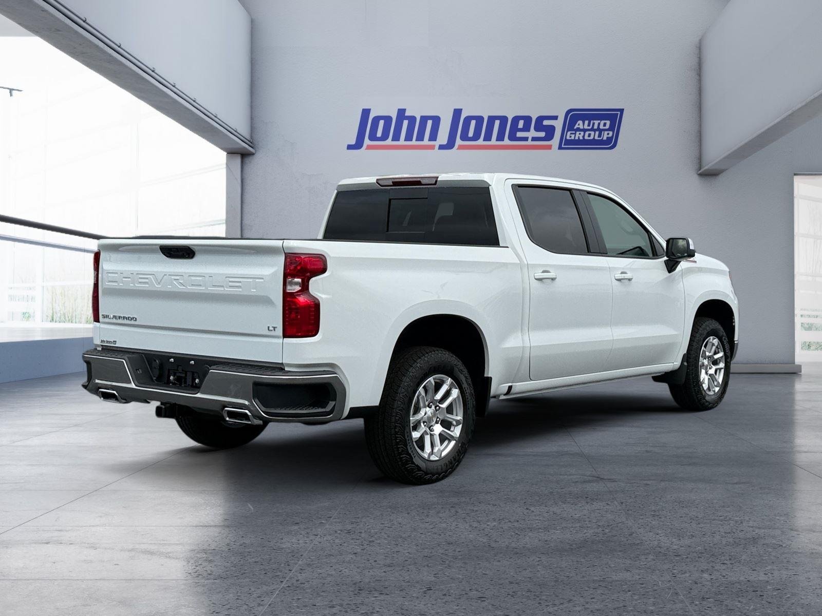 New 2026 Summit White Chevrolet LT image 5