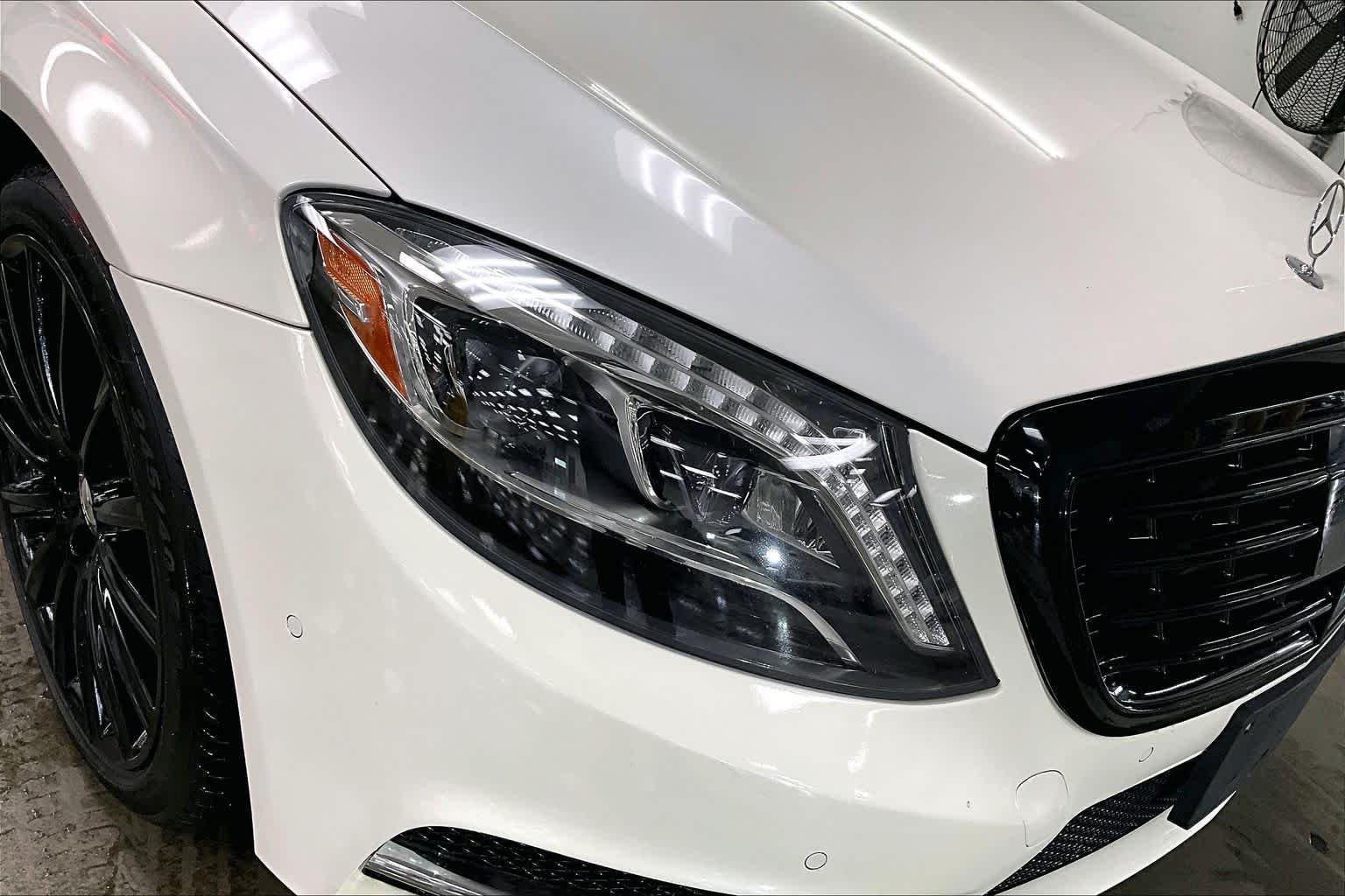 Used 2017 designo Diamond White Metallic Mercedes-Benz S 550 image 27