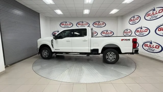 New 2026 Star White Metallic Tri-Coat Ford Lariat image 9