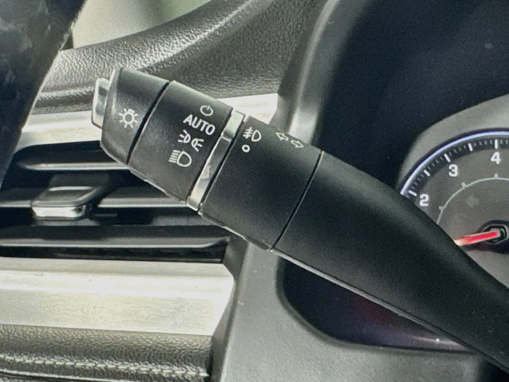 Used 2019 Smokey Quartz Metallic GMC SLT-1 image 13