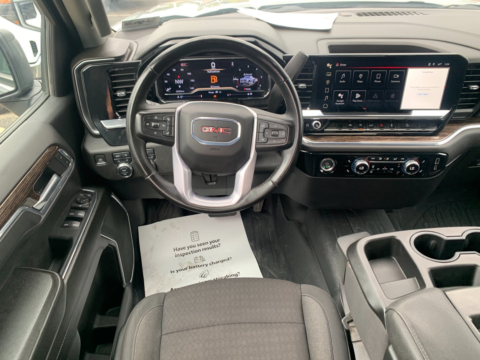Used 2024 Silver GMC Elevation image 16