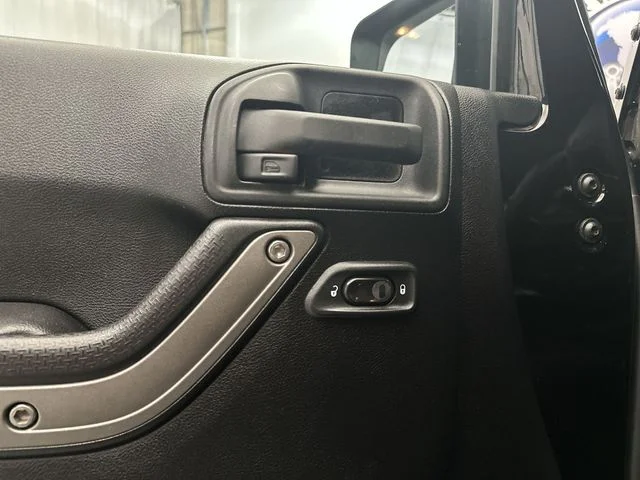 Used 2013 Black Clearcoat Jeep Sport image 18