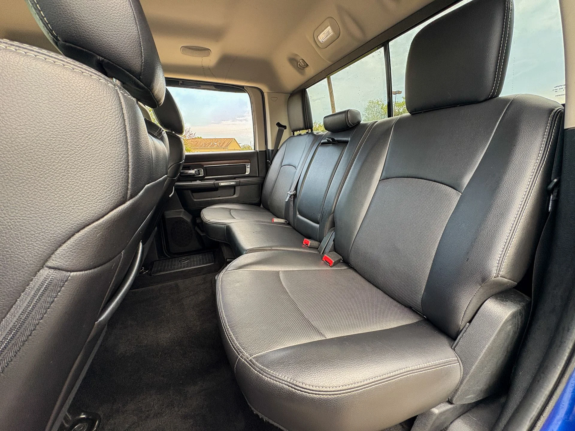 Used 2016 Blue Ram Laramie image 26