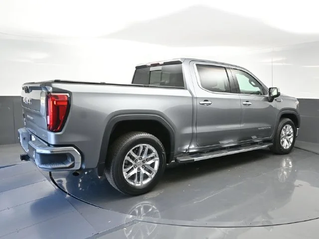 Used 2019 Gray GMC SLT image 7