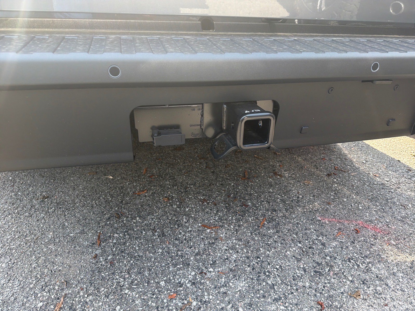 New 2026 Carbonized Gray Metallic Ford XLT image 6