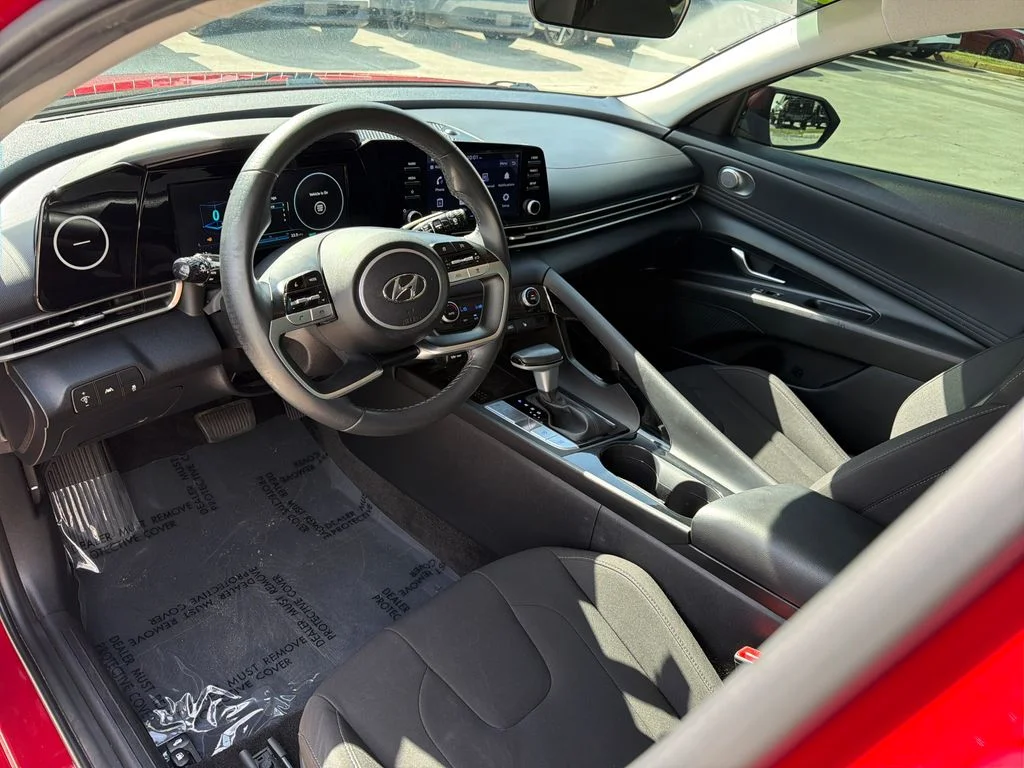 Used 2021 Red Hyundai SEL image 12