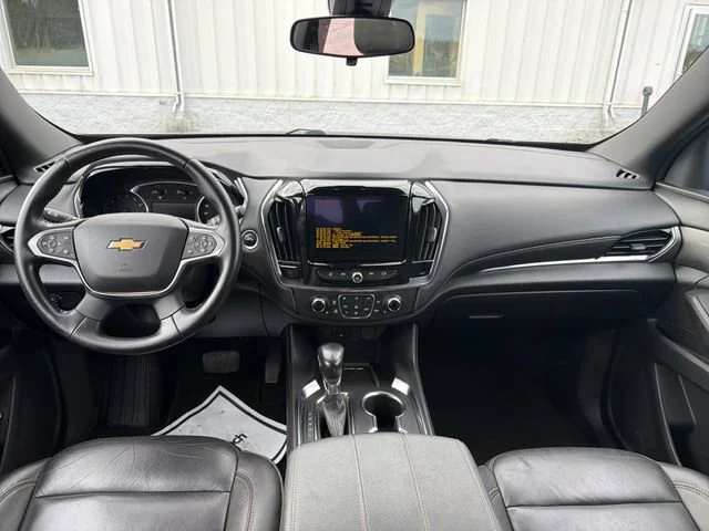 Used 2022 Mosaic Black Metallic Chevrolet LT Leather image 27