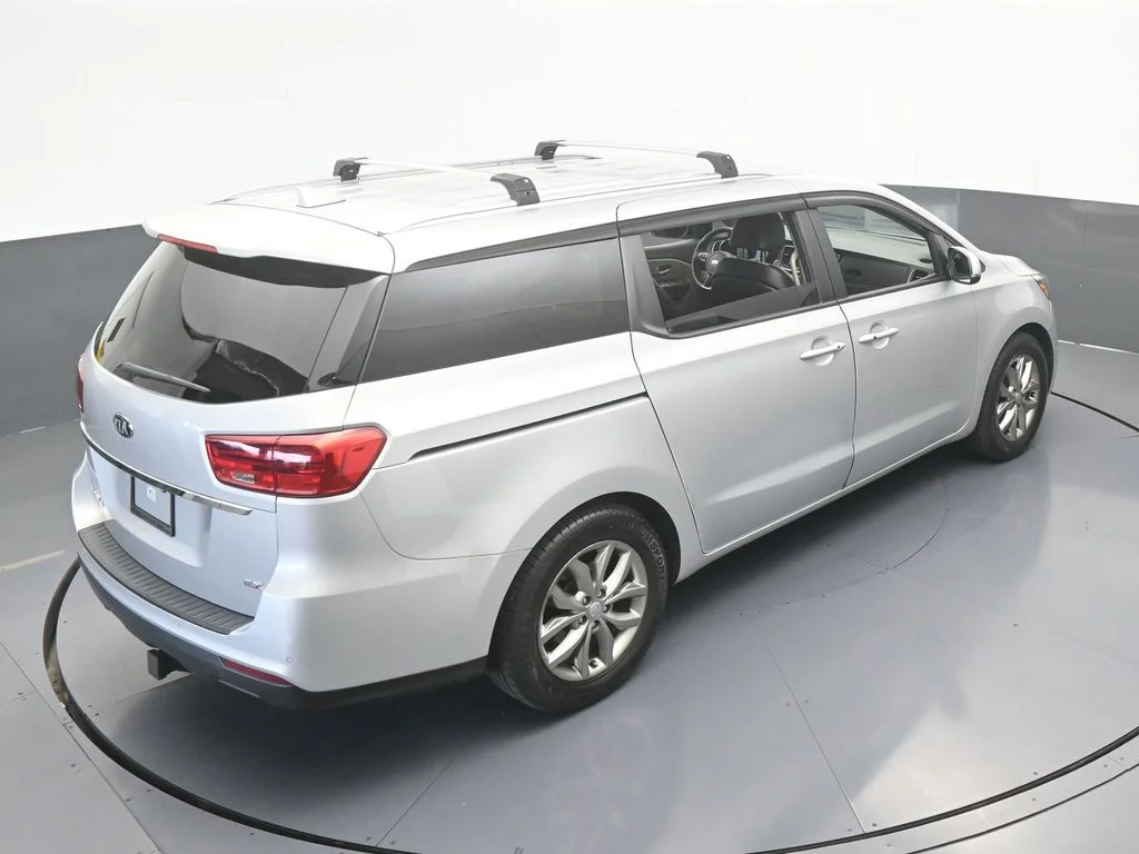 Used 2021 Silky Silver Kia EX image 51