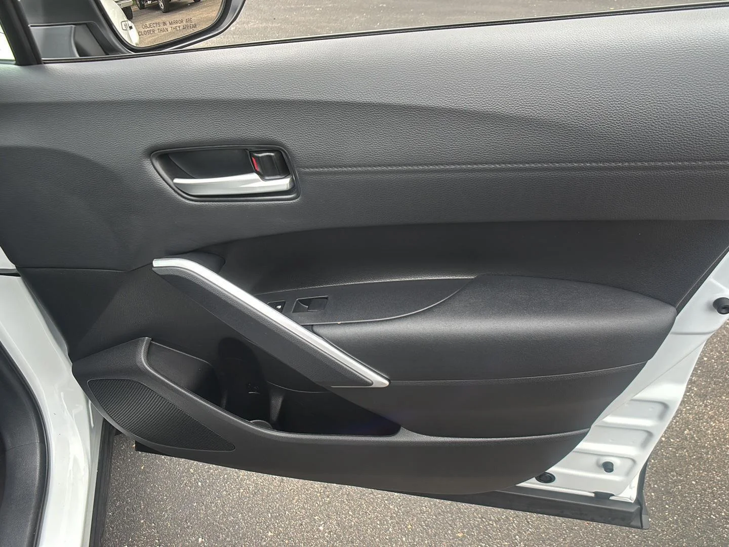 Used 2023 Wind Chill Pearl Toyota XSE image 14