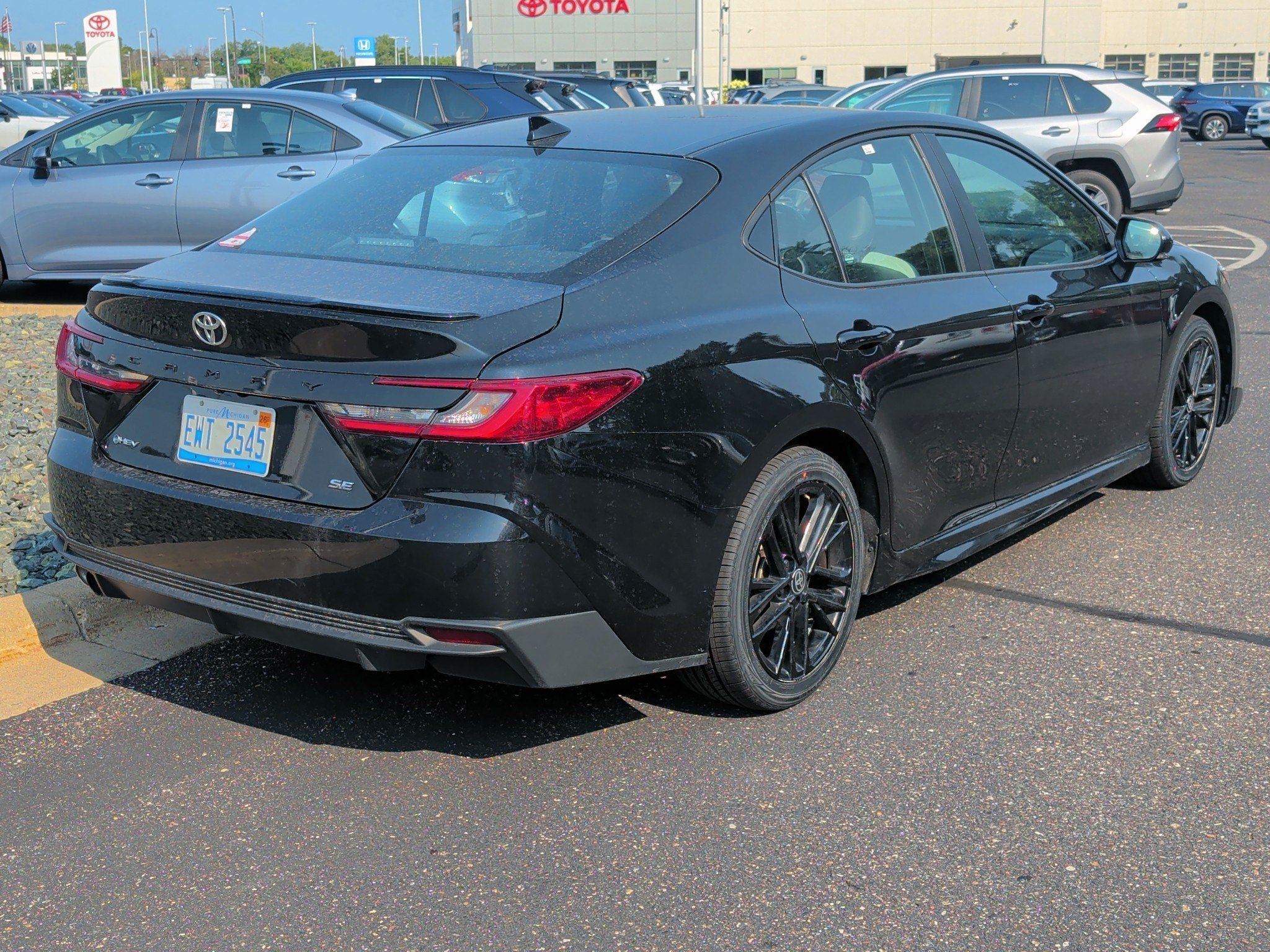 Used 2025 MIDNIGHT BLACK Toyota SE image 4
