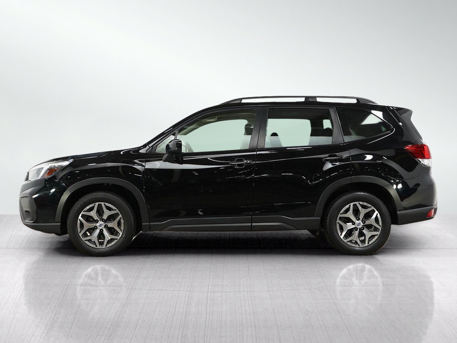 Used 2021 Subaru Forester Premium with VIN JF2SKAJC2MH490922 for sale in South Saint Paul, Minnesota