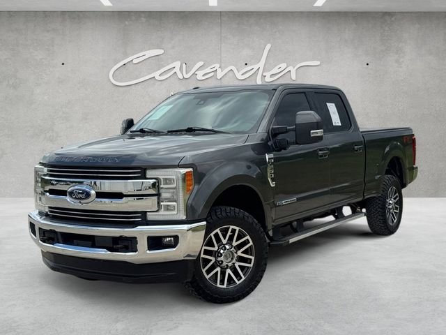 2017 Ford F-250 Lariat 4x4 Crew Cab 8' Box's photo