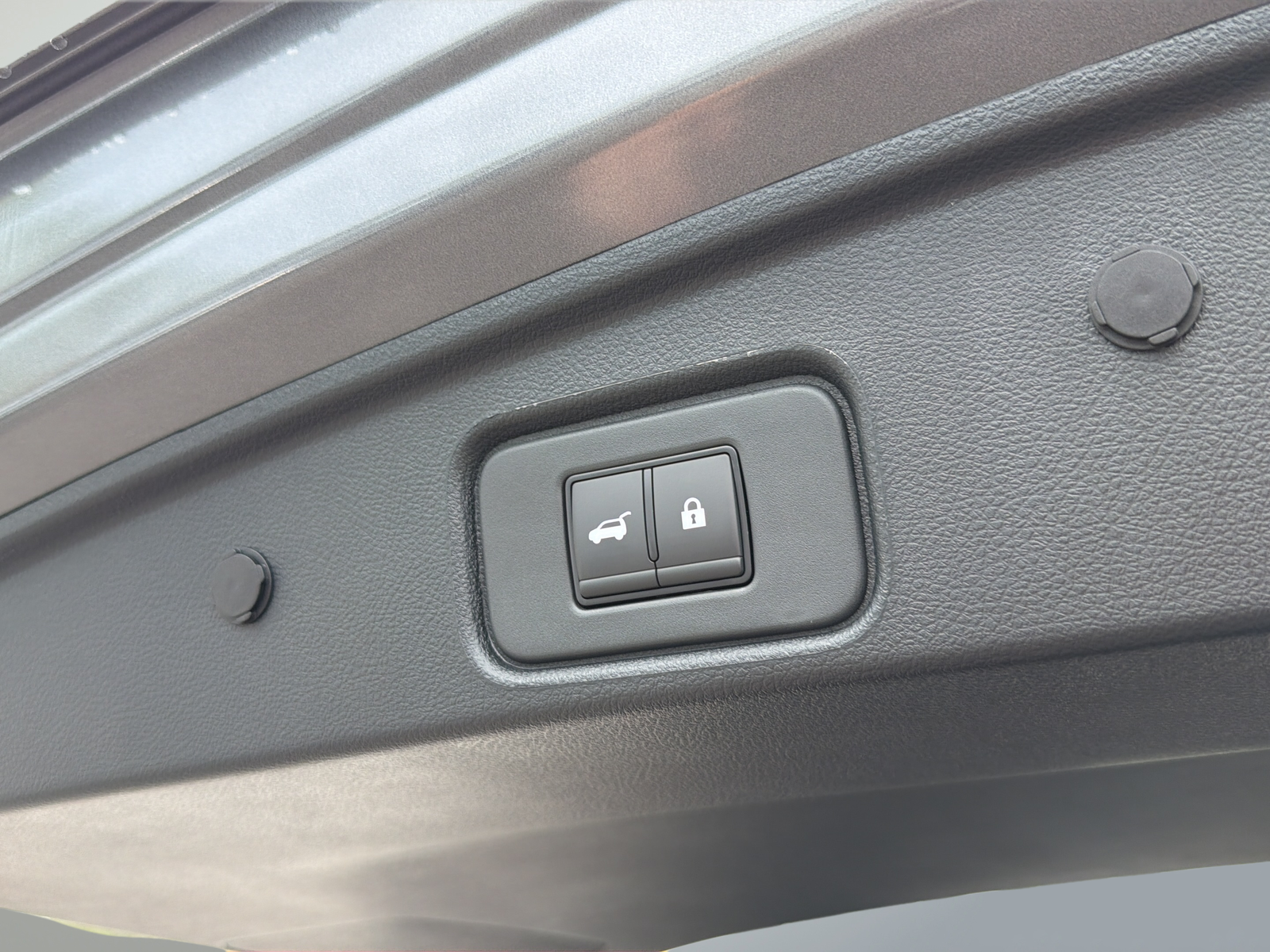New 2026 Gray Nissan SL image 40