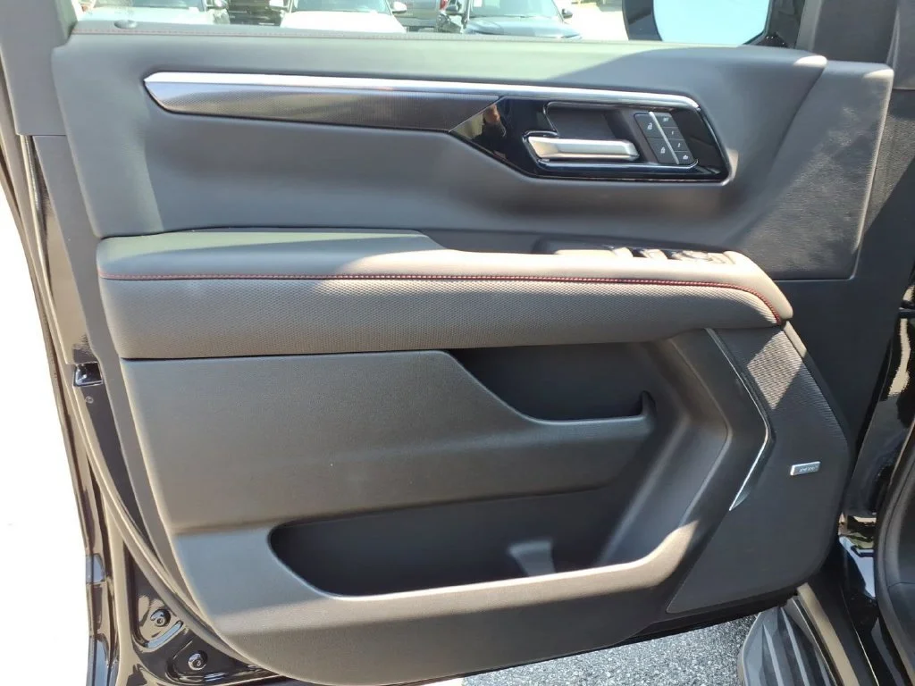 2026 Chevrolet Tahoe RST - Photo 24