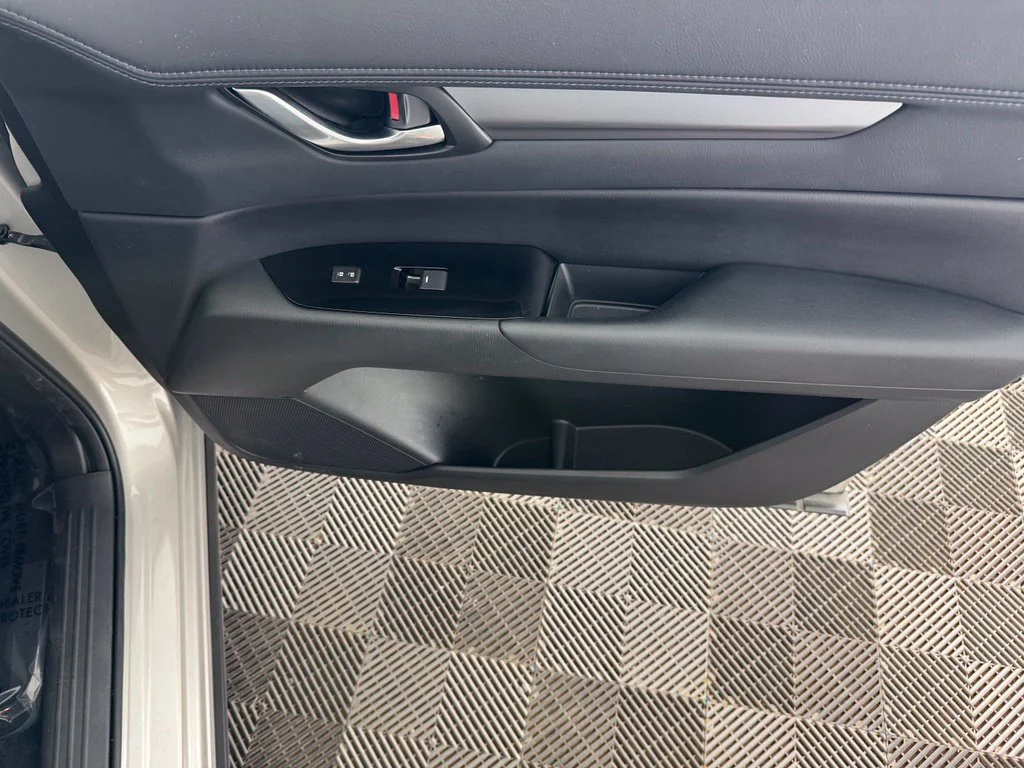 Used 2025 Silver Mazda 2.5 S Preferred Package image 21