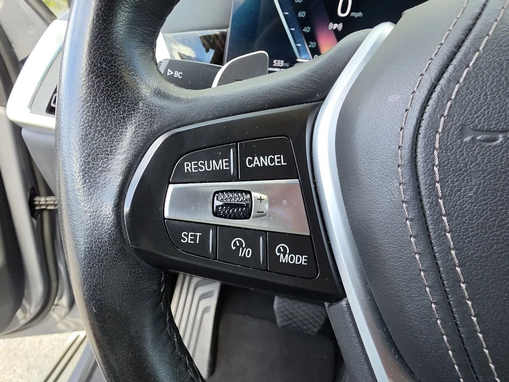 Used 2024 Gray BMW sDrive40i image 19